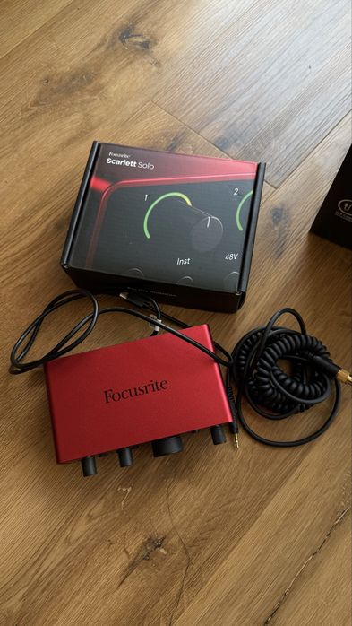 Rode NT1 Signature with Focusrite Scarlett 2i2 4th Gen