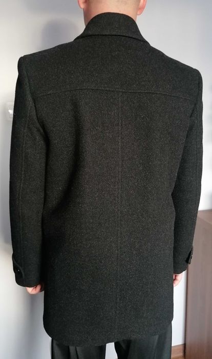 Elegancki czarny płaszcz męski wełniany M/L