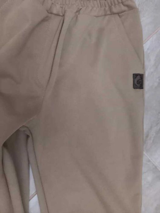 Продам штани для дівчинки