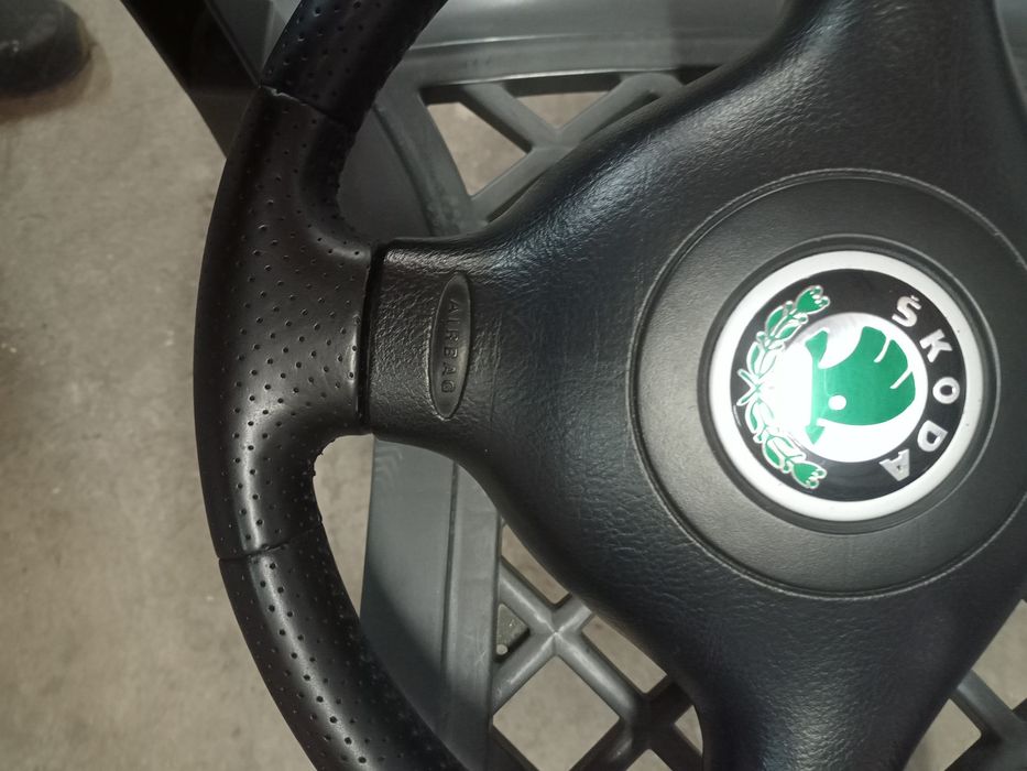 Kierownica skoda octavia rs