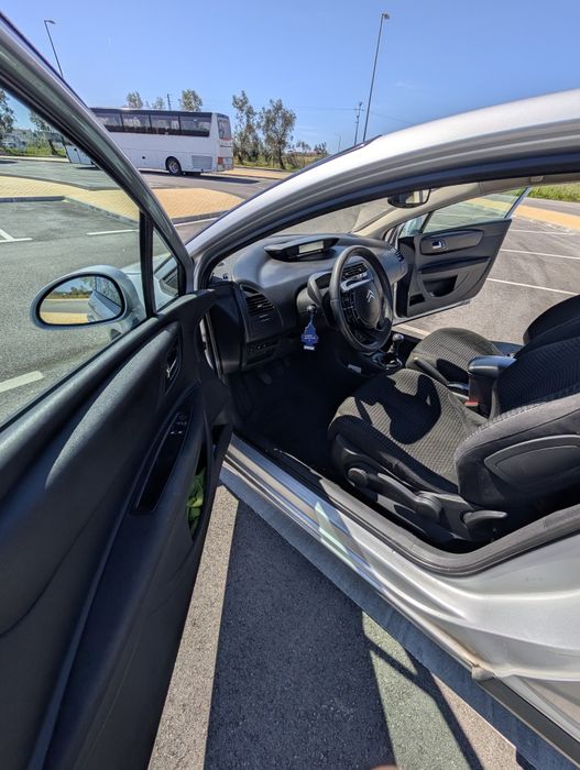 Citroën C4 — fotografia 11