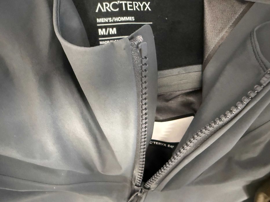 Kurtka Arc'teryx LEAF Alpha Jacket LT Men's (Gen2) Wolf. Nowa. M.