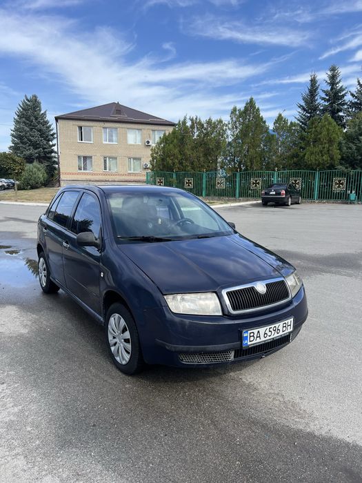 Skoda fabia на увереном ходу