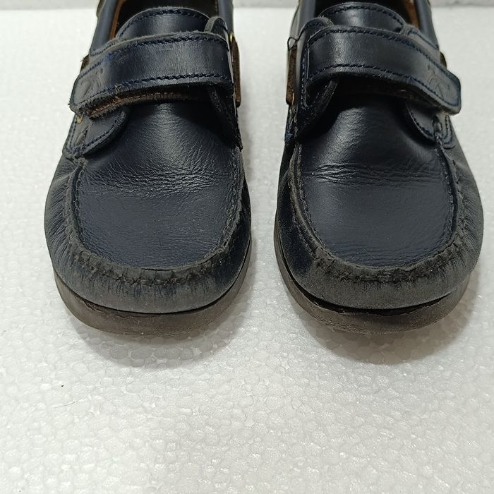 Sapatos em Pele Azul Marca Fute Criança Tamanho 33