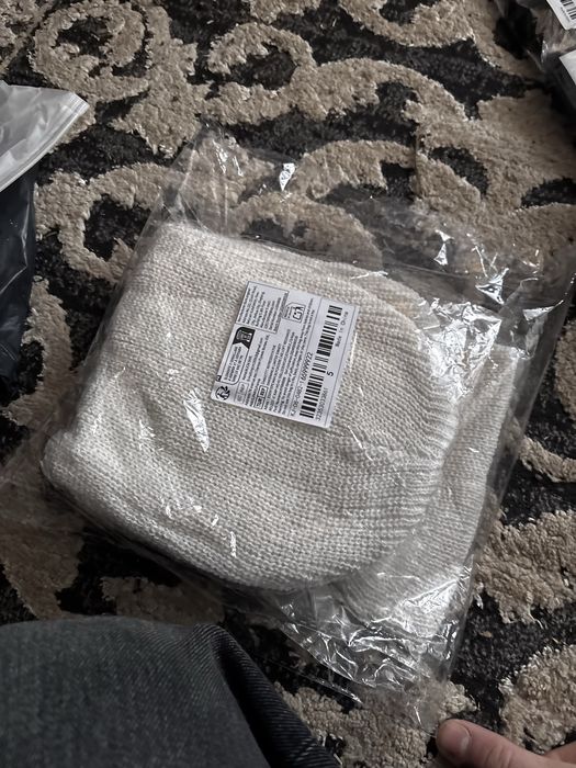 балаклава на підголовники автомобіля