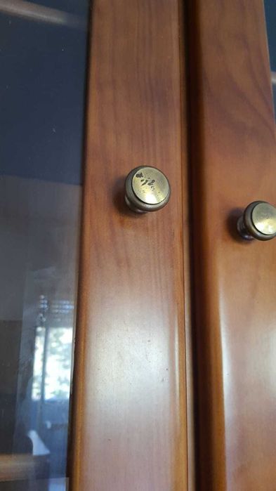 Movel de sala em madrira macissa