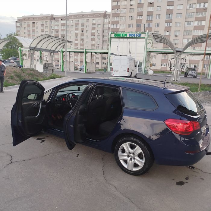 Опель Астра 1,7 tdi. 2011р