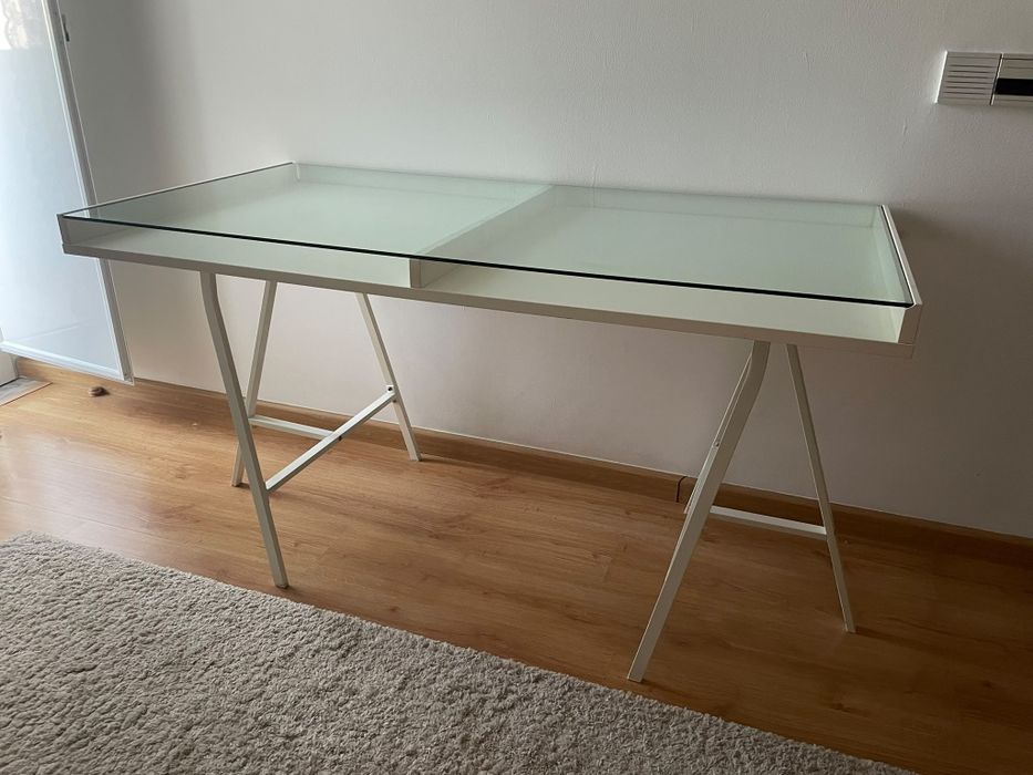 Secretaria branca IKEA