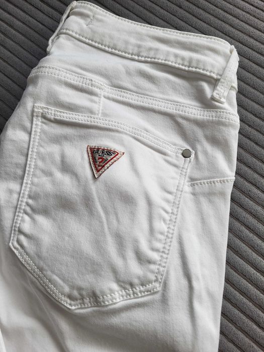 Spodnie Guess białe