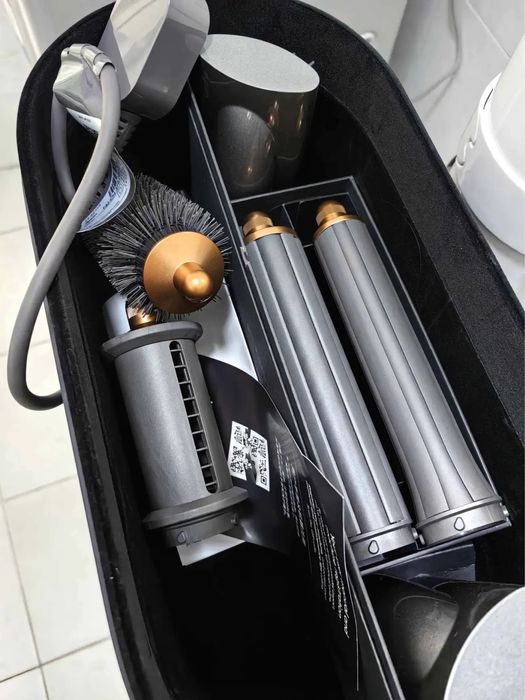 Стайлер Dyson фен