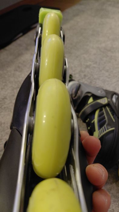 Patins em linha como novos