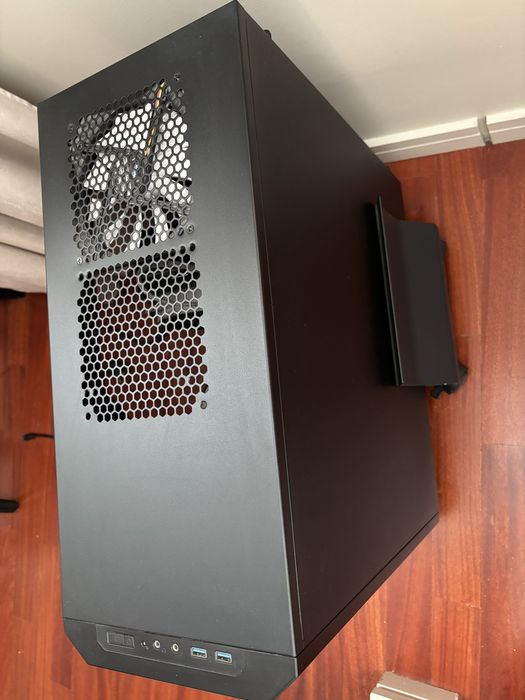 PC Fractal design: IntelCore i7, 16GB, 2TB, Win10