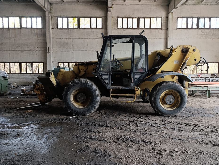 Навантажувач телескопічпічний JSB 530-120