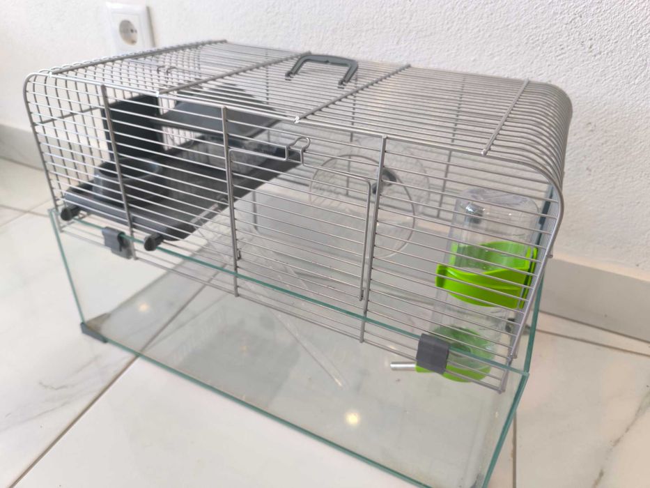 Gaiola, casa para hamster