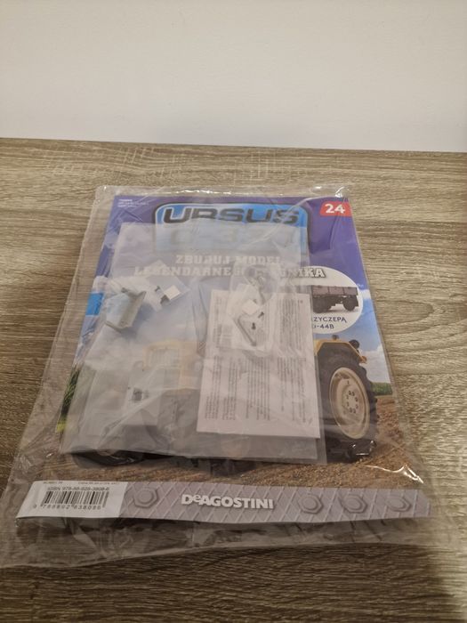 URSUS C-330 Deagostini Numer 24