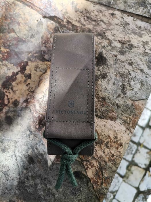 Victorinox Hunter Pro Wood canivete navalha