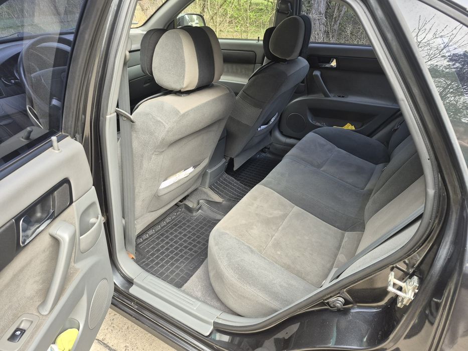 Daewoo  Gentra 1.5