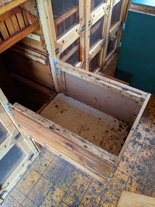 Продам бджолопавільйон