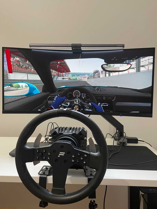 Kierownica Fanatec CSL DD 5Nm (możliwość 8Nm) + pedały+ uchwyt MOZA