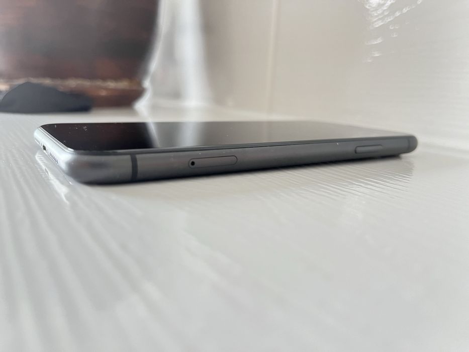 Apple Iphone 11 plus pudełko