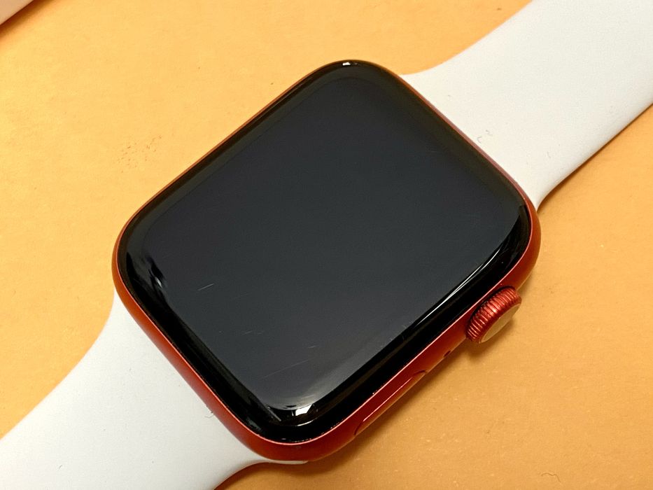 Apple Watch 6 44mm product red GPS