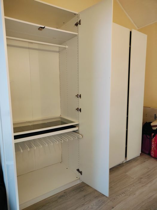 Roupeiros IKEA brancos