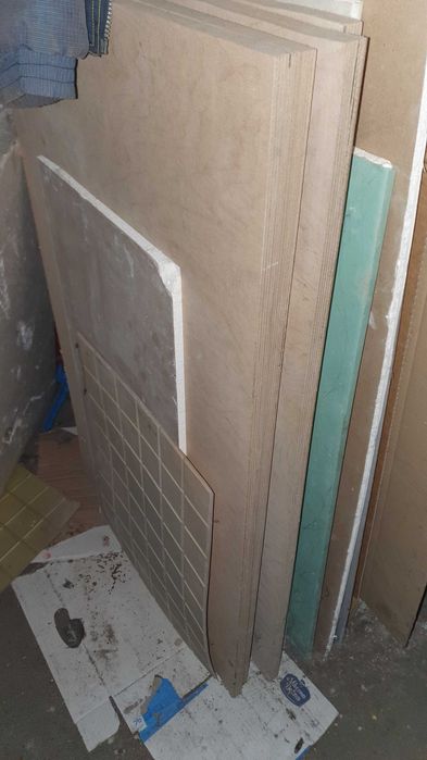 Materiały budowlane, płyty gipsowe styropiany, płyty drewniane