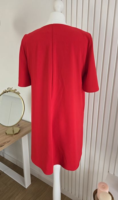 Sukienka 38 Zara czerwona trapezowa mini bdb codzienna