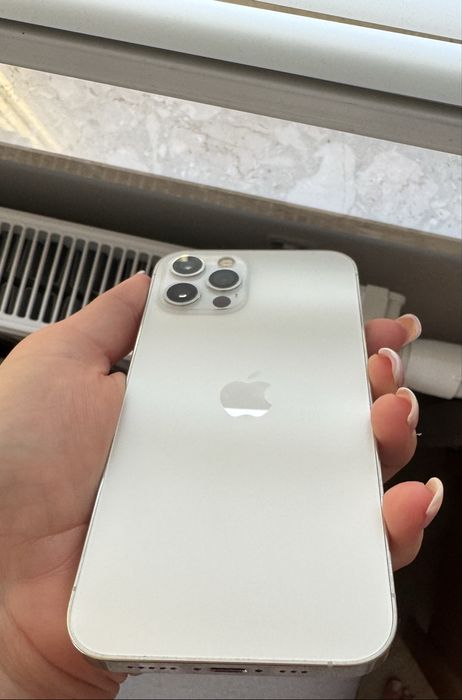 Iphone 12 pro bialy