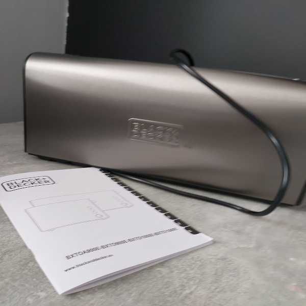 Toster Black&Decker BXTO1500E beżowy/brązowy