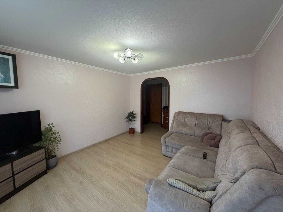 Продам 2к квартиру ул. Терещенківська 4 (ж/м Левобережный 1)