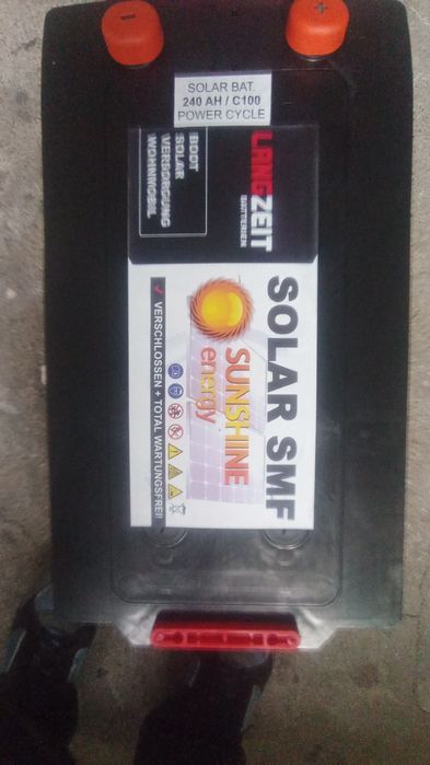 BATERIA solar de 240 amperes c100 com 40% desconto