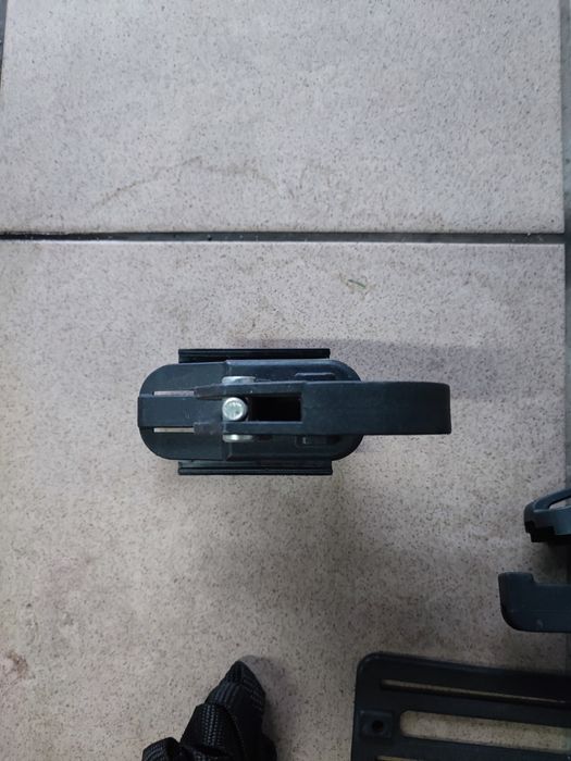 Uchwyty do boża dachowego