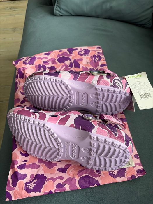Crocs fioletowe nowe z 5 dodatkowymi przypinkami