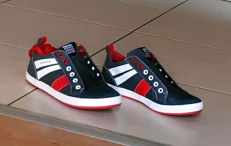 Buty sportowe tenisówki GEOX granatowe rozmiar 35