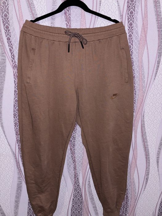 Спортивні штани жіночі