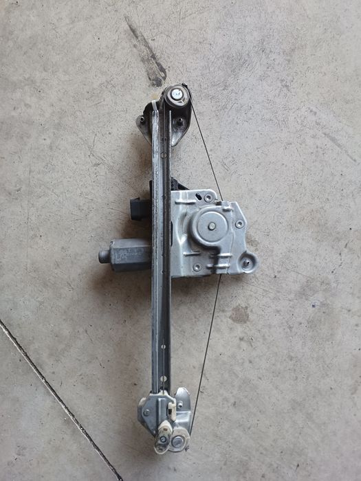 Elevador trás esquerdo opel astra H