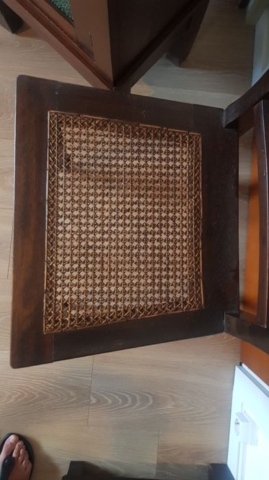 Cadeira antiga restaurada