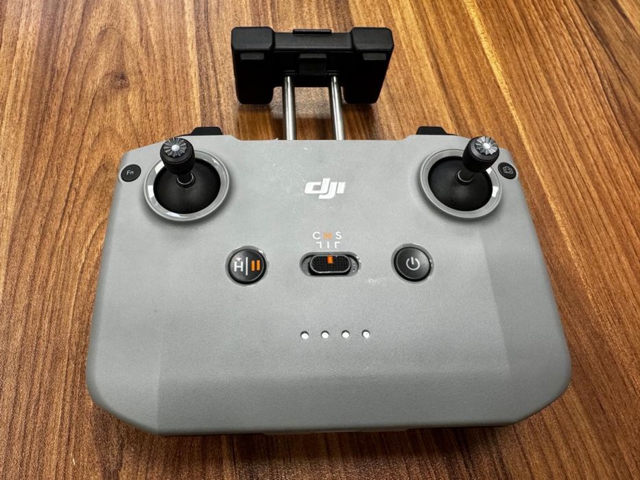 Пульт от дрона DJI