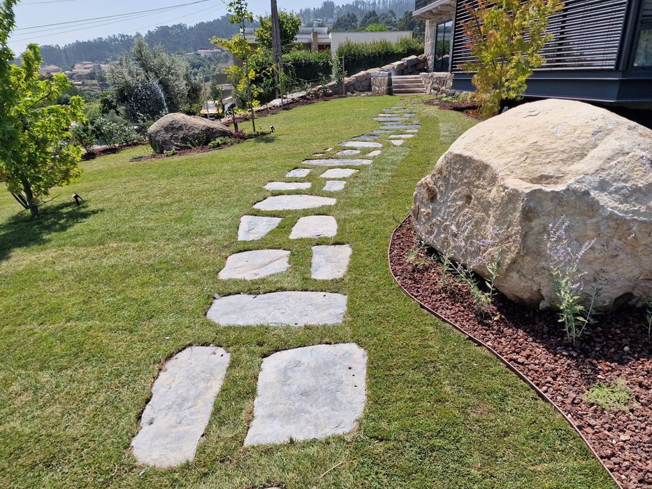 Manutenção/construção espaços verdes zona grande Porto e arredores