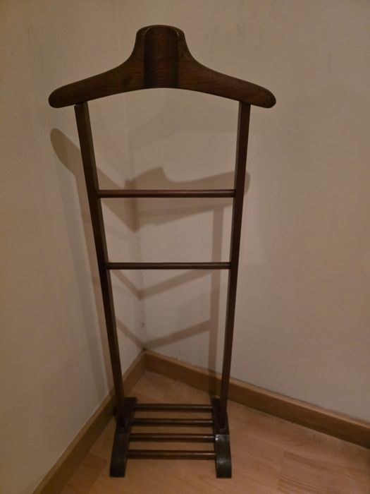 Oportunidade, quarto completo em bambu