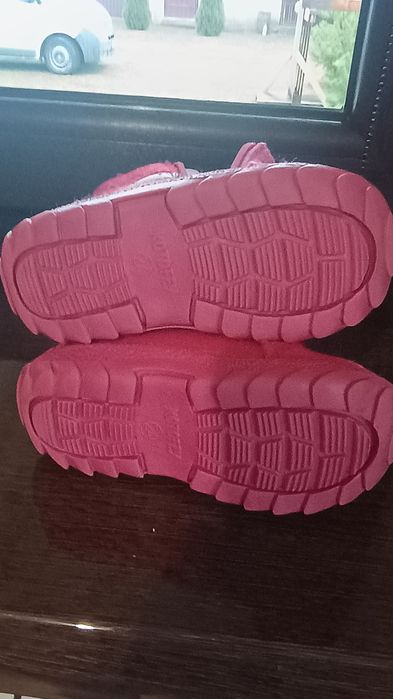 Продам валянки для дівчинки.