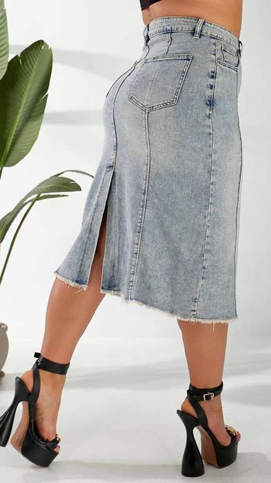 Джинсова спідничка ( полубатал)