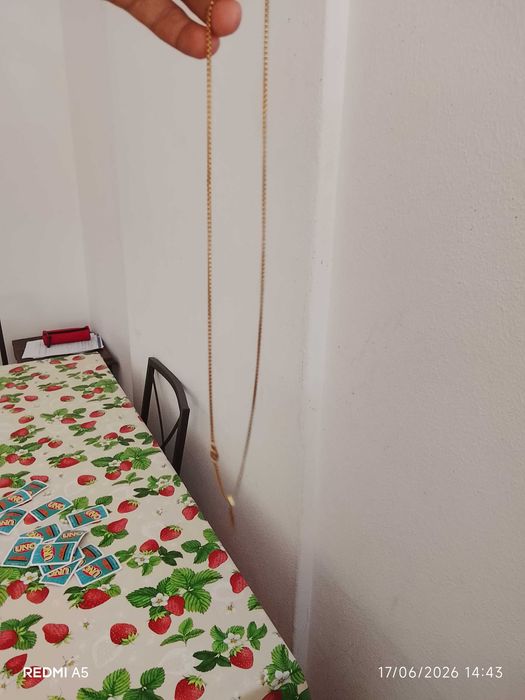 Vendo esses colares porque não gostei