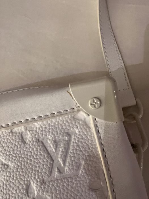 LV tiracolo messenger soft trunk leather