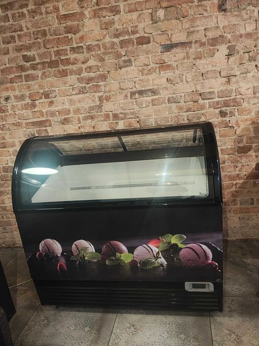 Zamrażarka Konserwator do lodów na 9 kuwet JUKA