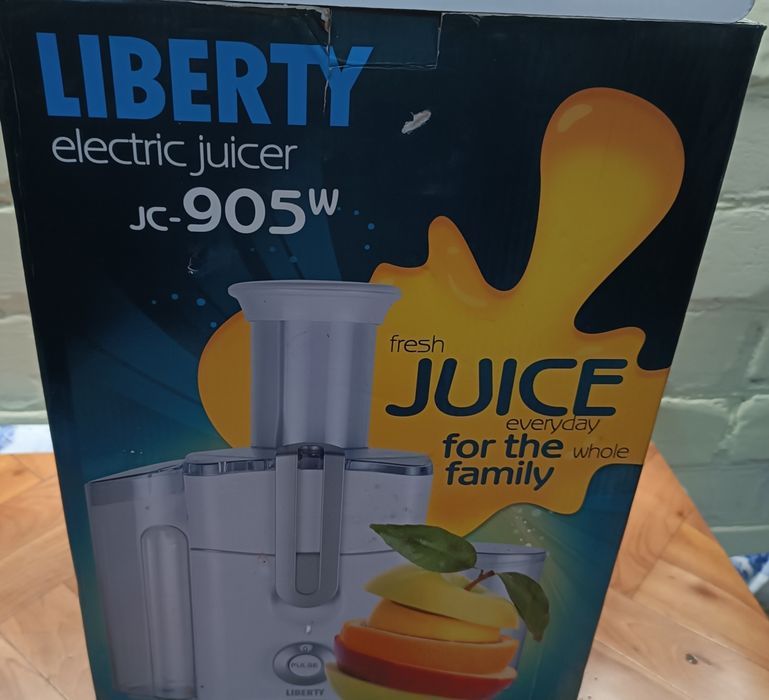 Соковыжималка Liberty JC905
