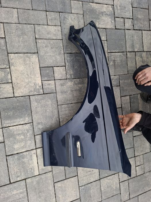 Bmw 3 e46 sedan kombi  98-01 blotnik przedni lewy granatowy dunkelblau