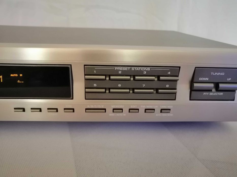 Sprzedam Japoński tuner YAMAHA TX-492 rds oryginał.