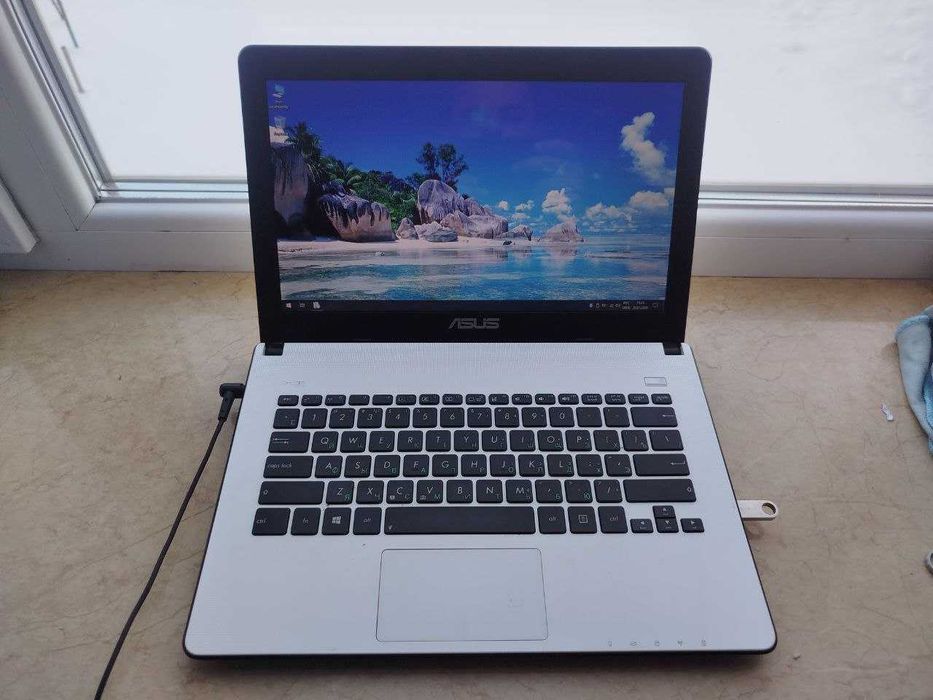 Ноутбук Asus x401 Pentium 2020m 4 500